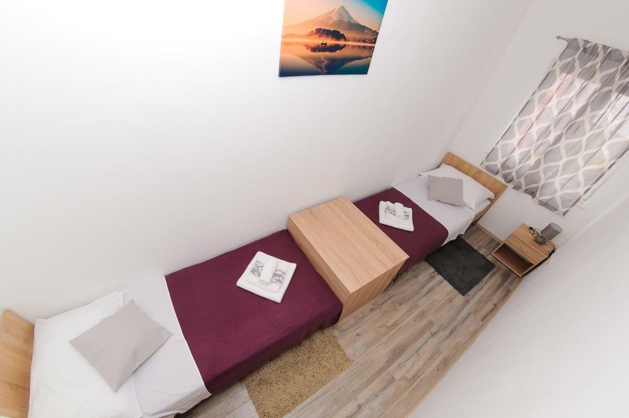 Apartment Petar Kaštela Esterno foto