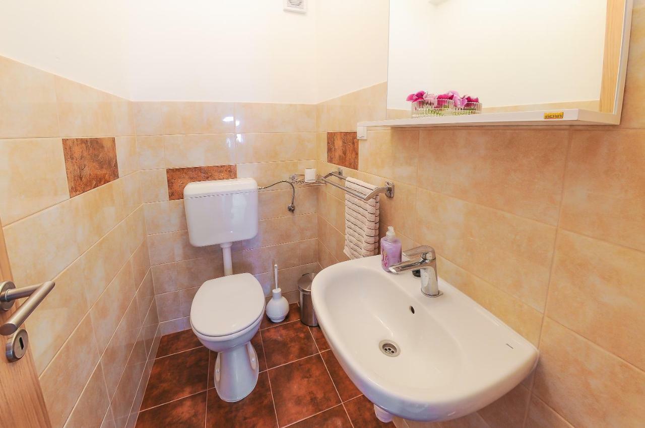Apartment Petar Kaštela Esterno foto