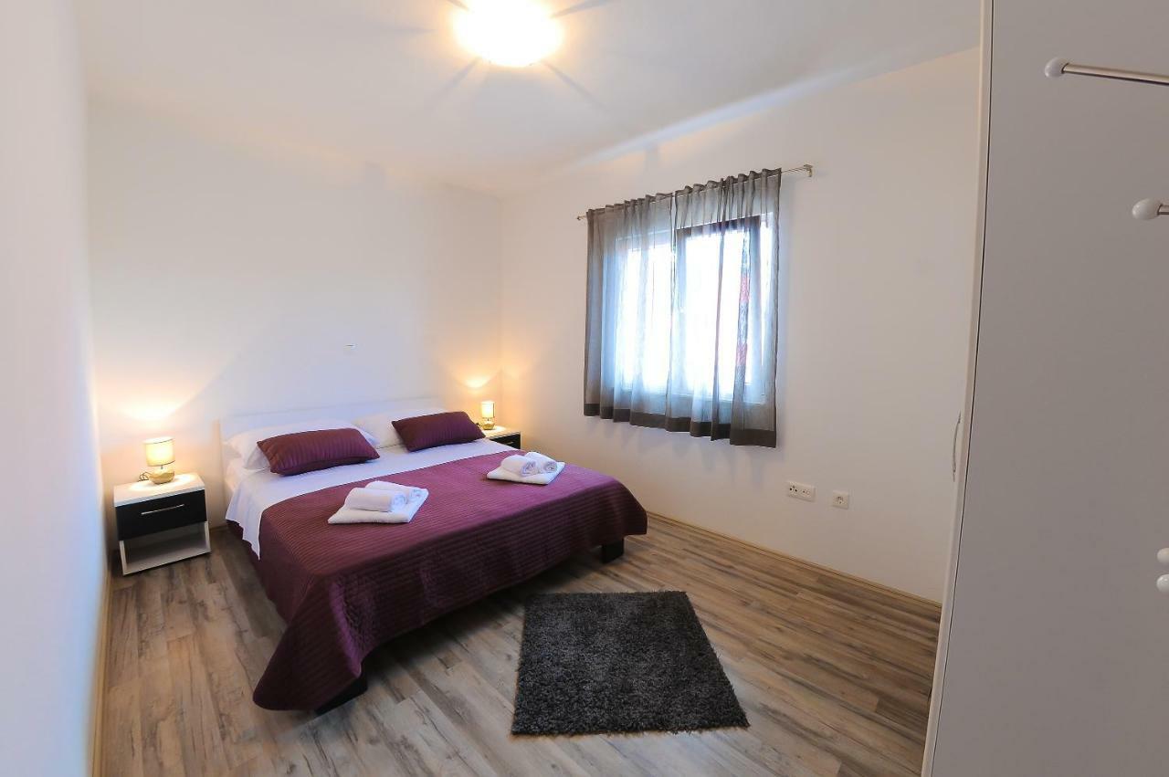 Apartment Petar Kaštela Esterno foto