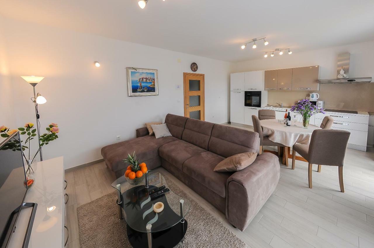 Apartment Petar Kaštela Esterno foto